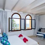 Espectacular Atico De 5 Niveles En Puerto De Cabopino Marbella