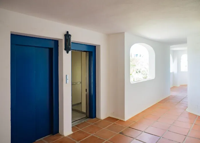 Espectacular Atico De 5 Niveles En Puerto De Cabopino Marbella