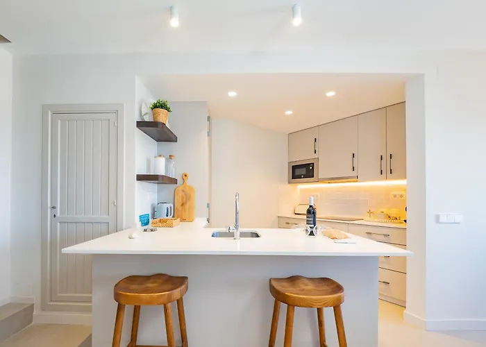 Espectacular Atico De 5 Niveles En Puerto De Cabopino Marbella