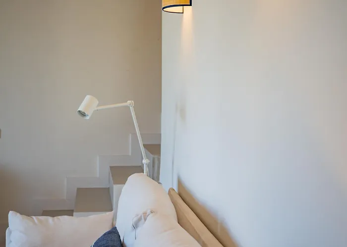 Lejlighed Espectacular Atico De 5 Niveles En Puerto De Cabopino *